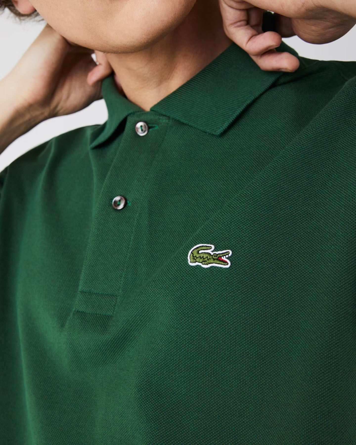 Polo Lacoste Clássico Fit L.12.12 em Piqué Original